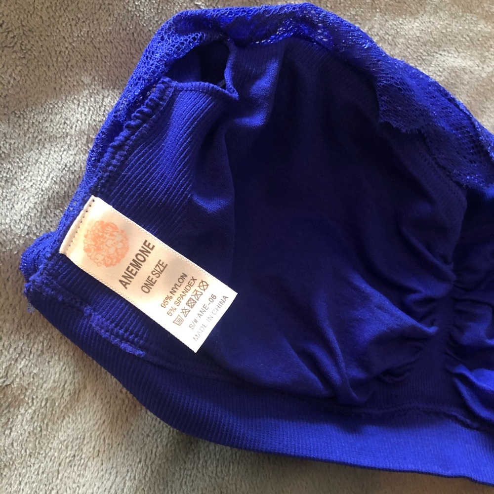 NWT lace bandeau top - Picture 4 of 4